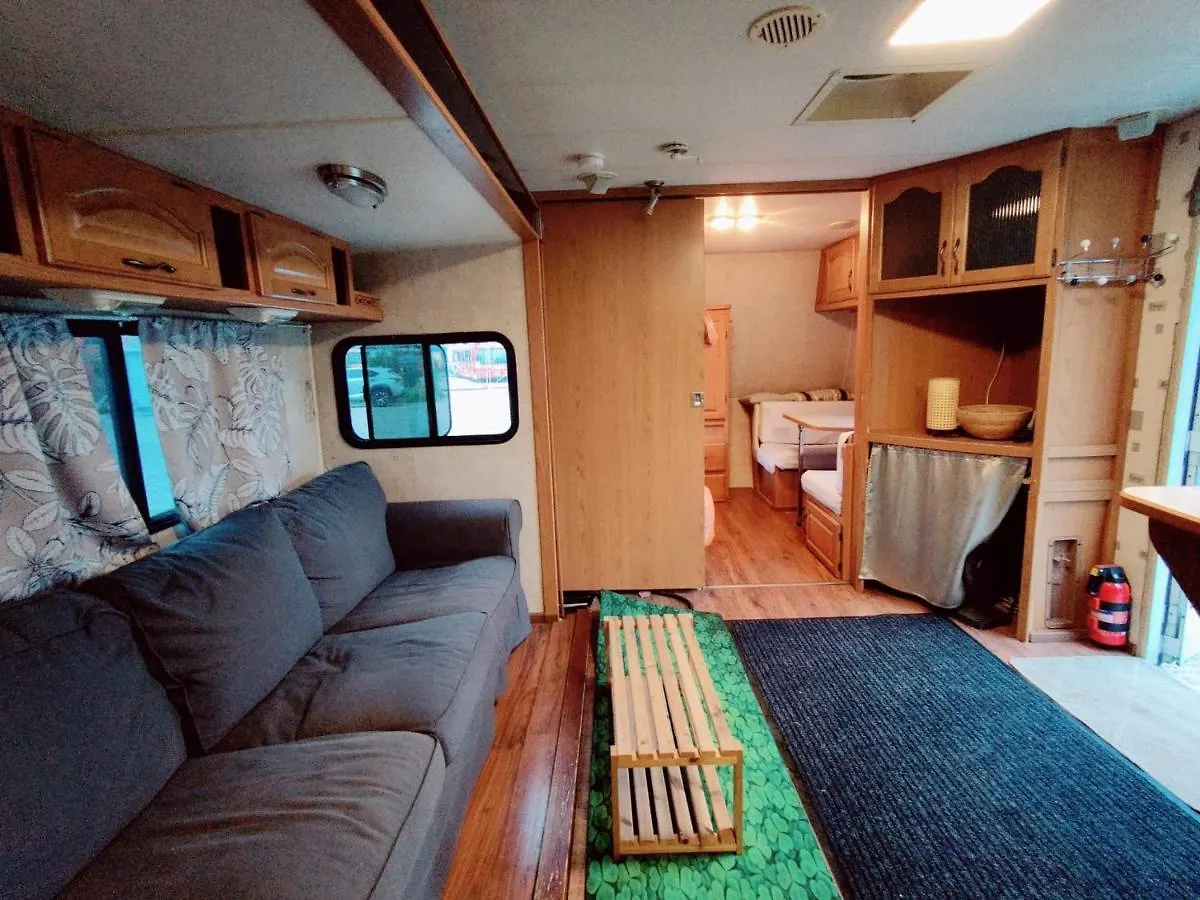 American Caravan In 赫尔辛基 0*,  芬兰