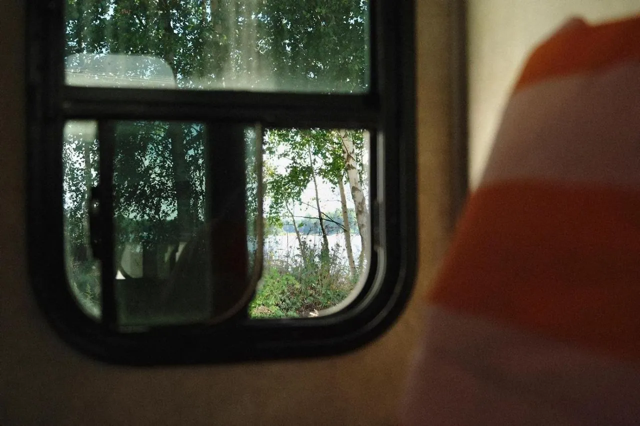 营地 American Caravan In 赫尔辛基
